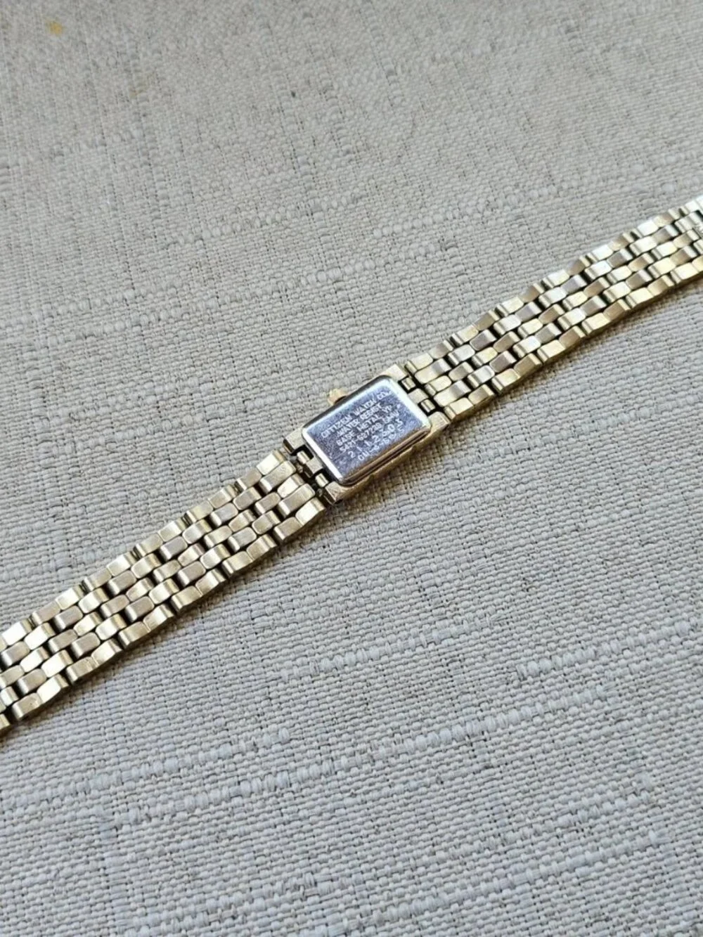 Vintage Citizen Quartz Ladies Wristwatch Gold Tone Analog Quartz Wrist Watch